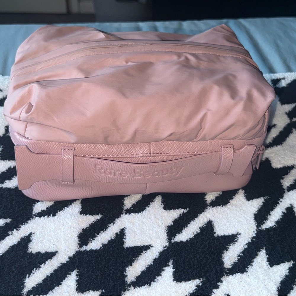 Rare Beauty Find Comfort Puffy Toiletry Bag